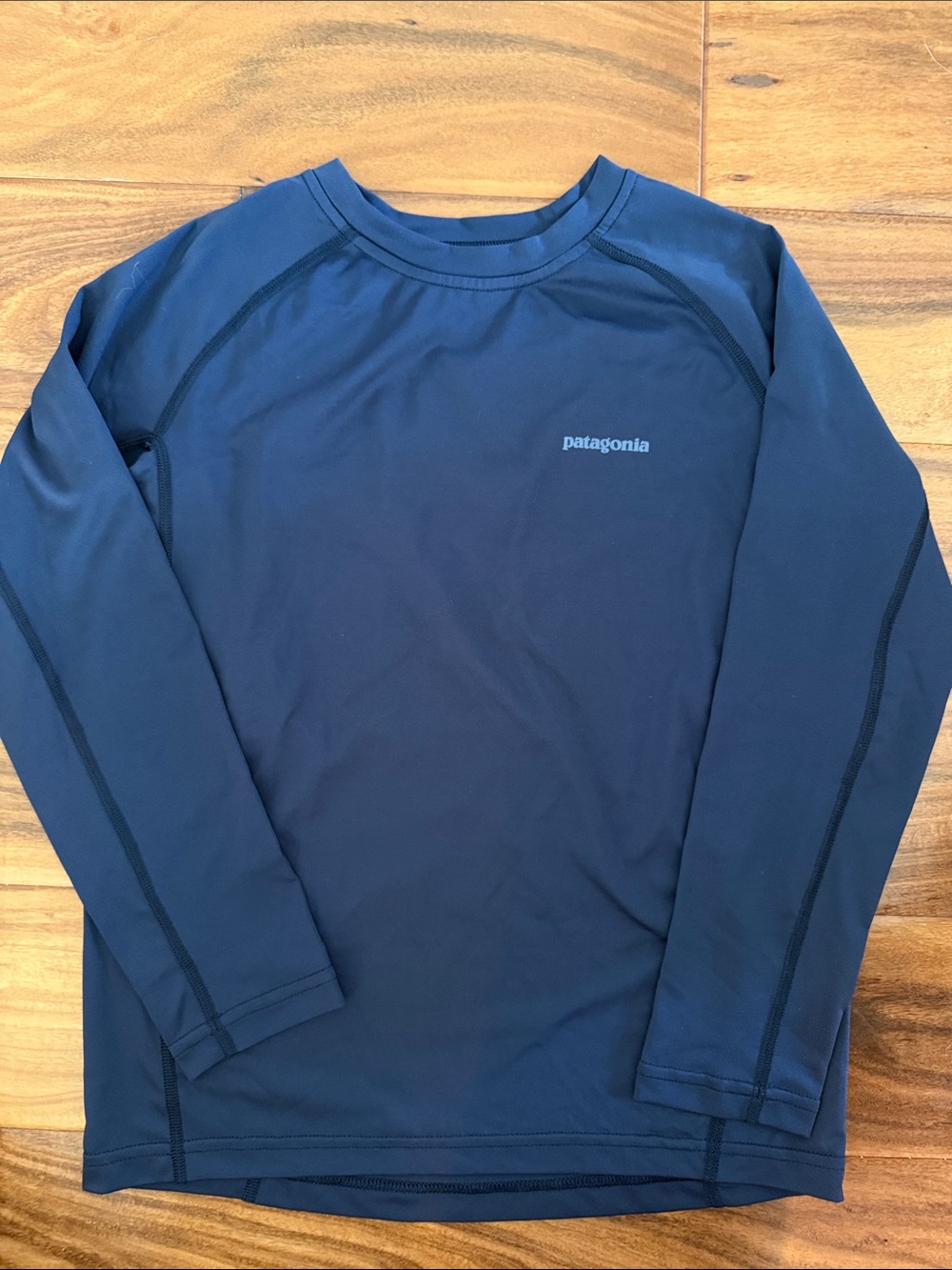 Patagonia Kids' Long-Sleeved Capilene® Silkweight Rashguard - Navy - Size S